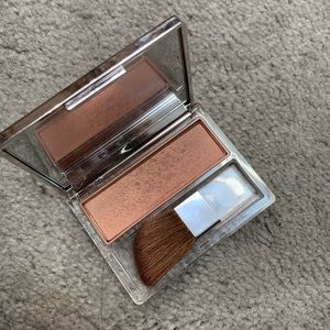 Clinique blush #101 aglow with brush
